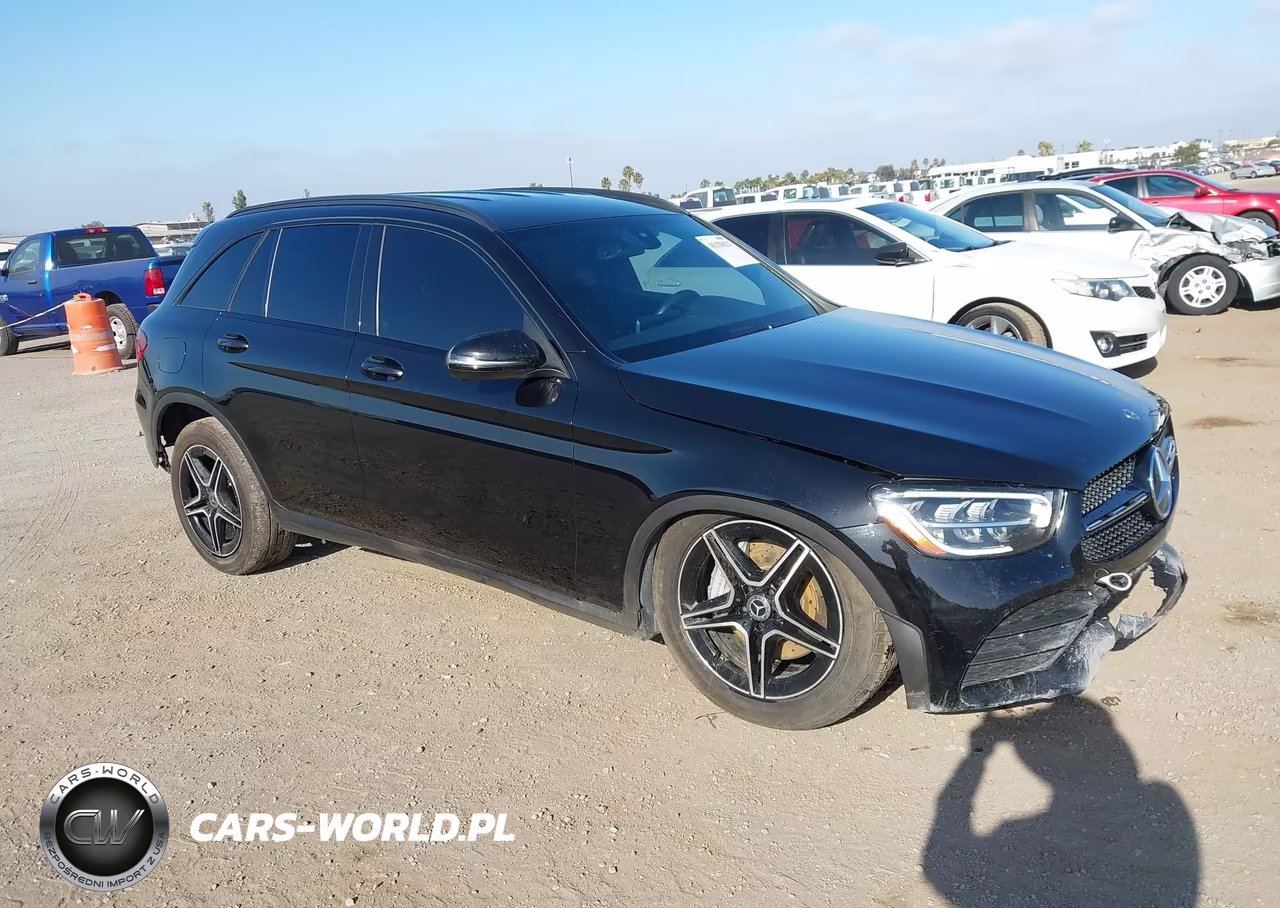 2020 Mercedes-Benz Glc 300 – zdjęcie 1 z 16