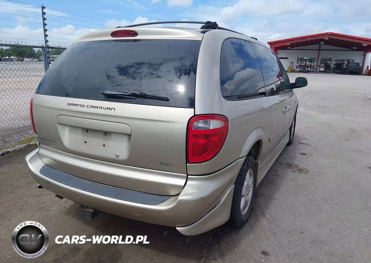 2007 Dodge Grand Caravan Sxt VIN:2D4GP44L07R276994 - 4