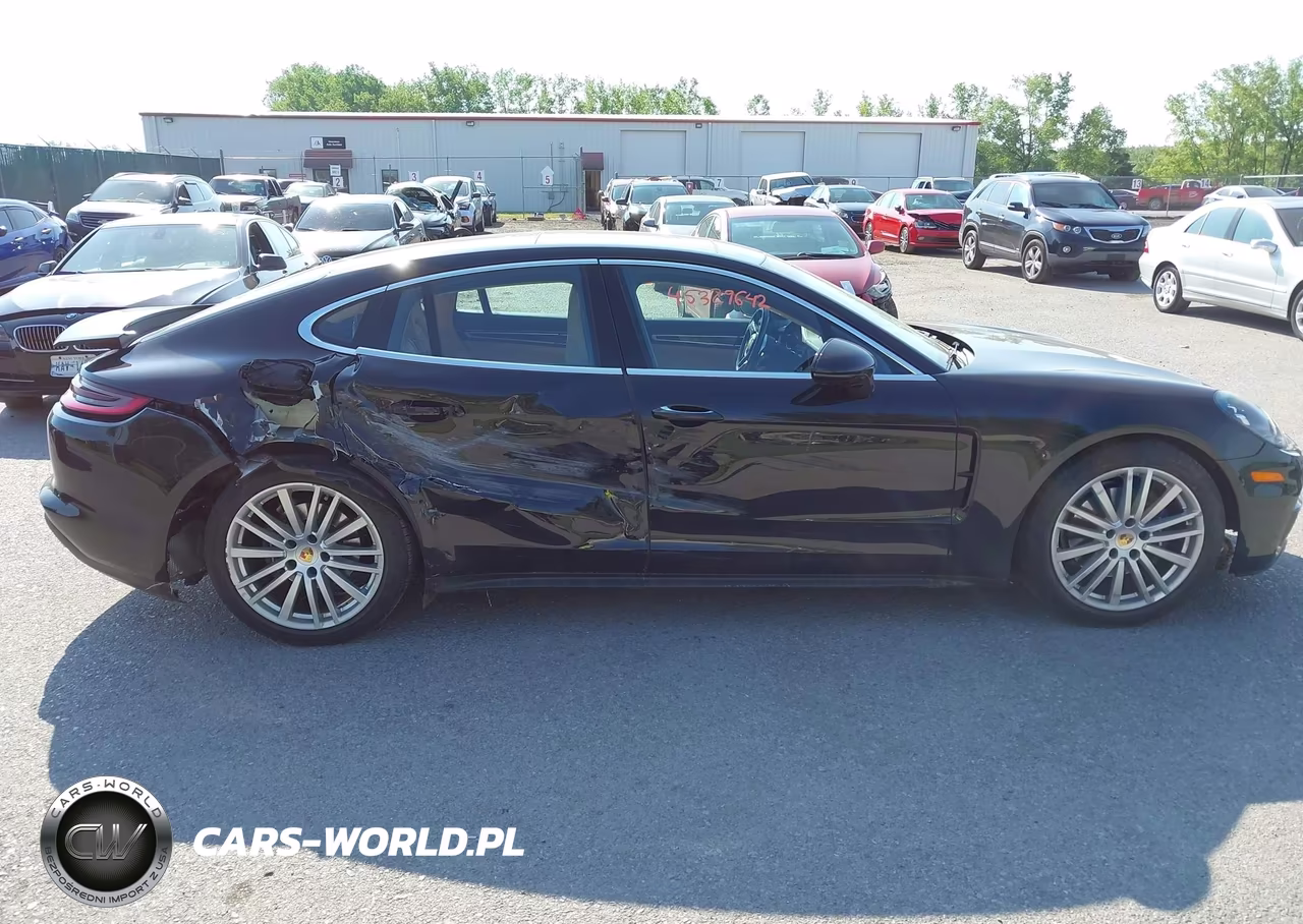 2017 Porsche Panamera 4 VIN:WP0AA2A75HL100579 - 13
