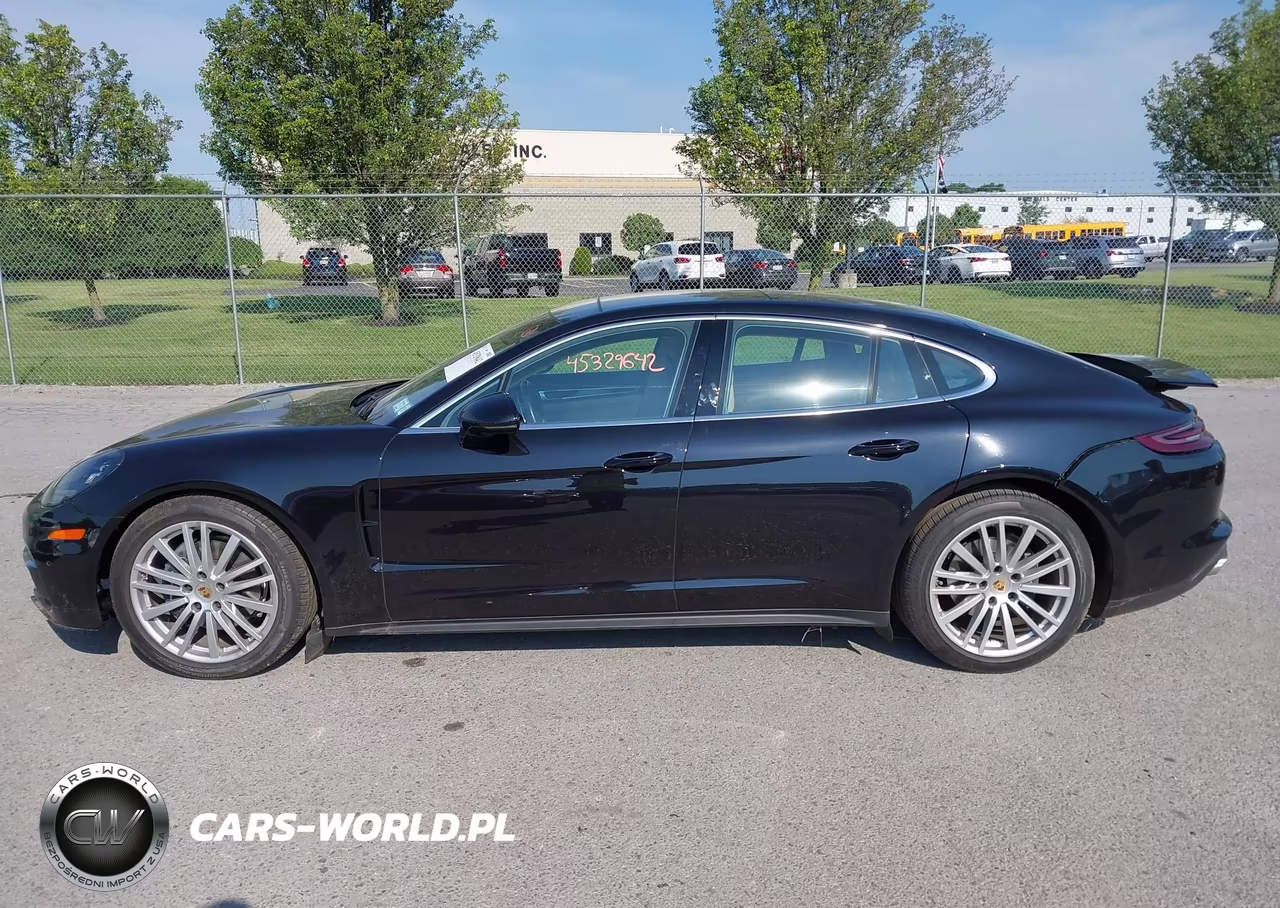 2017 Porsche Panamera 4 VIN:WP0AA2A75HL100579 - 14