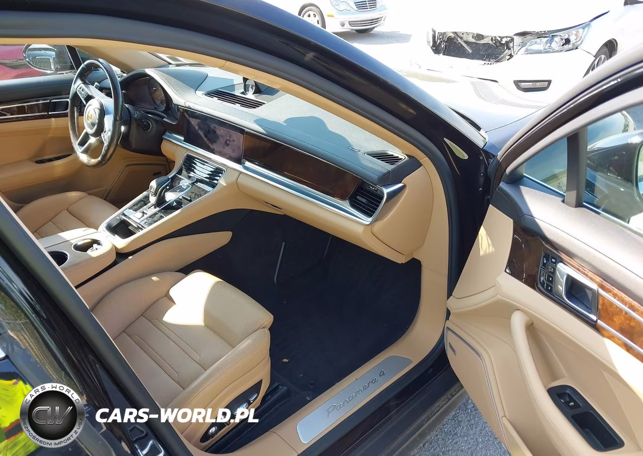 2017 Porsche Panamera 4 VIN:WP0AA2A75HL100579 - 5