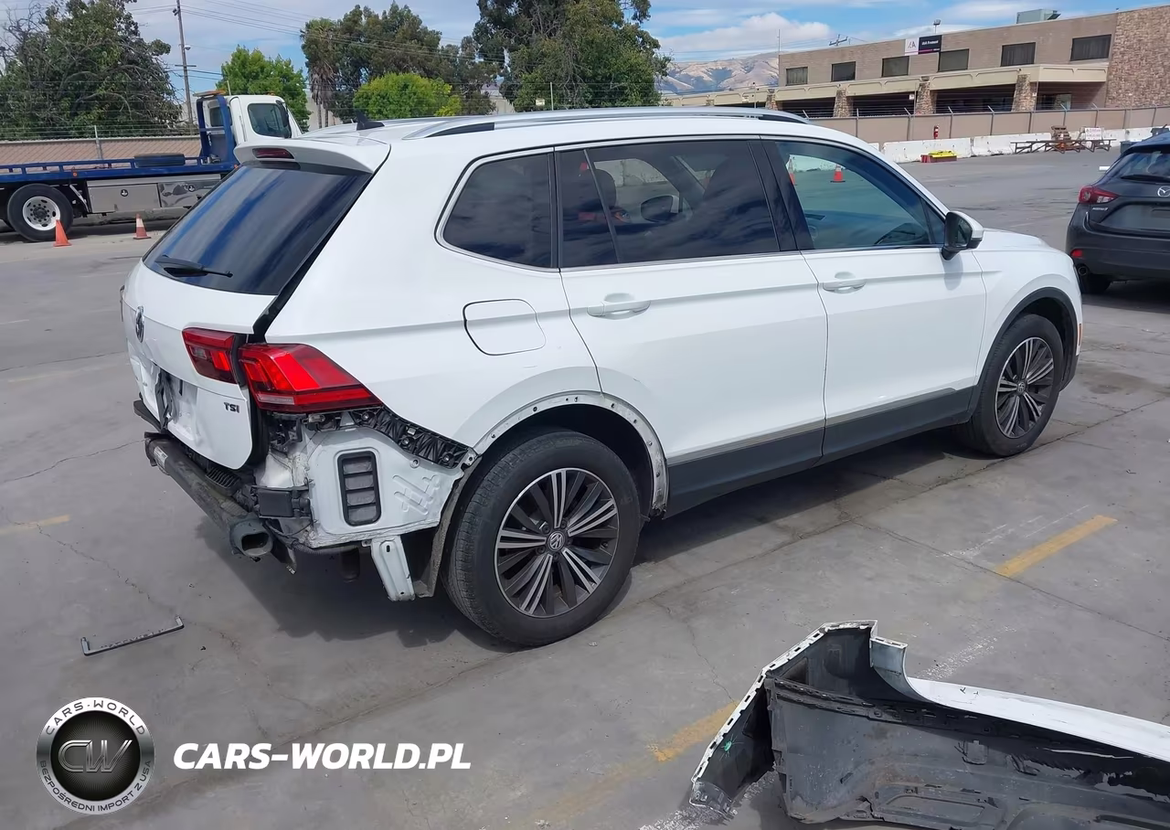 2018 Volkswagen Tiguan 2.0T Se-2.0T Sel VIN:3VV3B7AX1JM015196 - 4