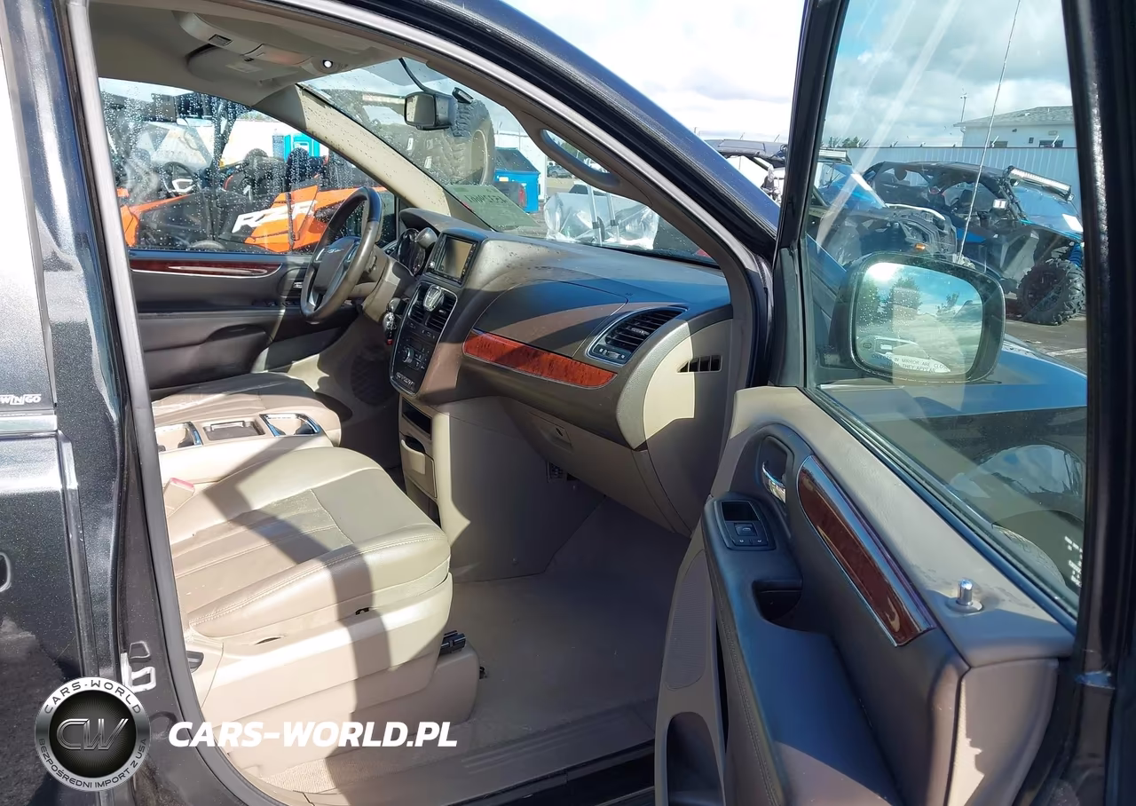 2013 Chrysler Town & Country Touring VIN:2C4RC1BG9DR669619 - 5