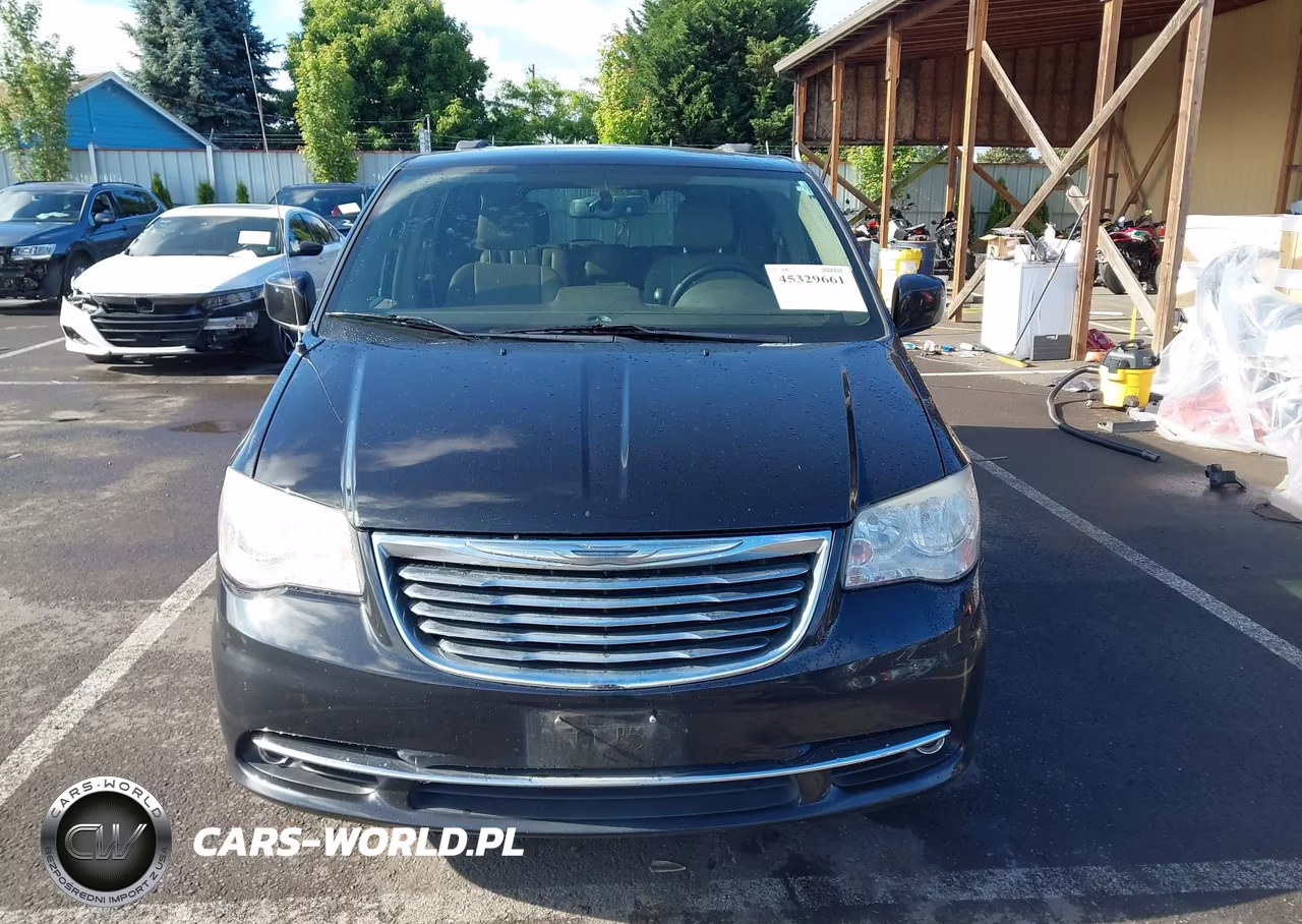 2013 Chrysler Town & Country Touring VIN:2C4RC1BG9DR669619 - 6