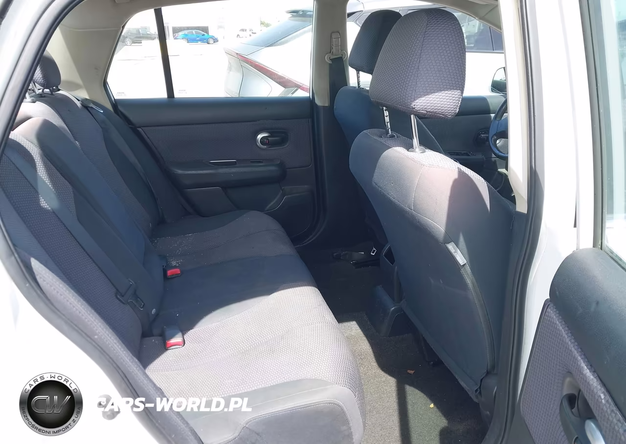 2007 Nissan Versa 1.8Sl VIN:3N1BC11E87L440015 - 8