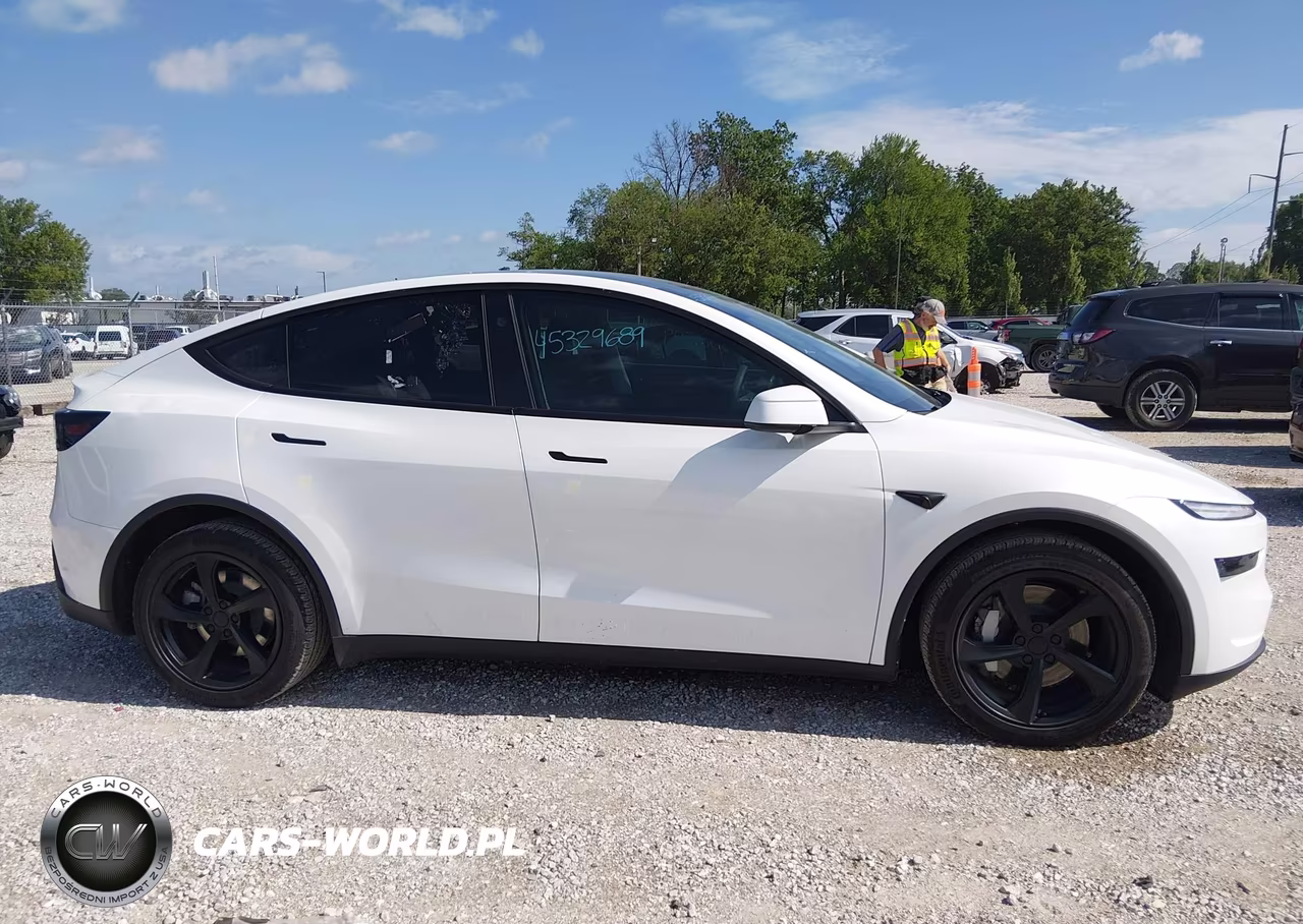 2026 Tesla Model Y All-Wheel Drive-Long Range Launch Series-Premium All-Wheel Drive VIN:7SAYGDEE9TF405812 - 17