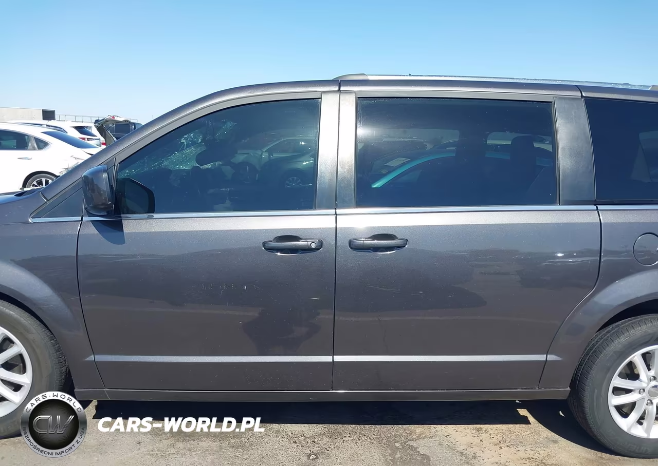 2018 Dodge Grand Caravan Sxt VIN:2C4RDGCG4JR298718 - 15