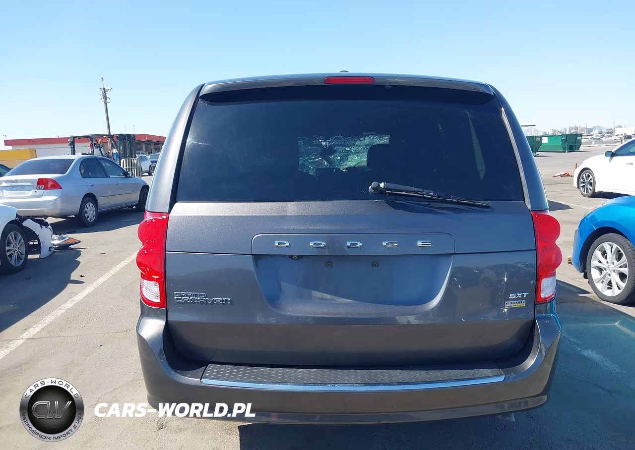 2018 Dodge Grand Caravan Sxt VIN:2C4RDGCG4JR298718 - 17