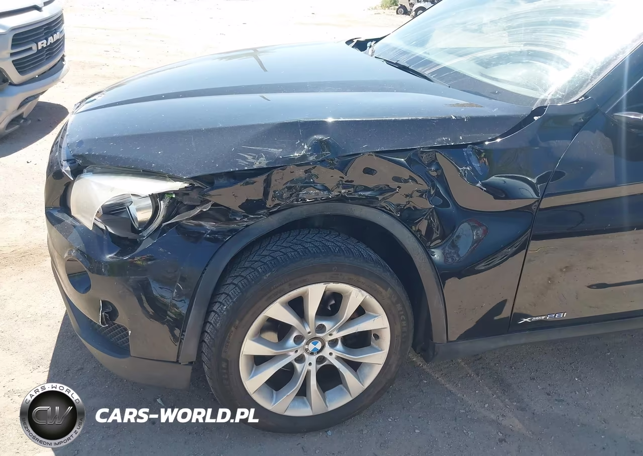 2013 BMW X1 xDrive28I VIN:WBAVL1C5XDVR87125 - 6