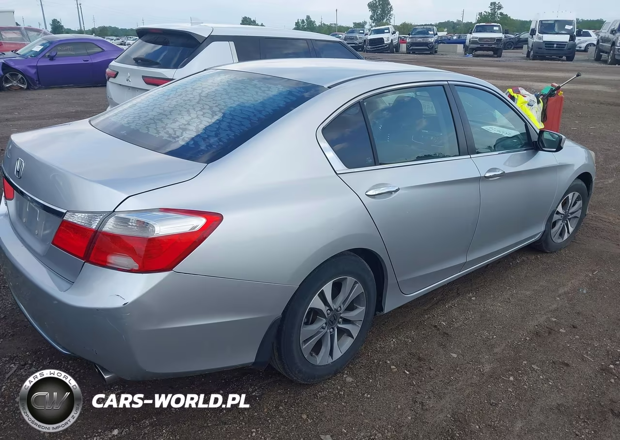 2013 Honda Accord Lx VIN:1HGCR2E3XDA091149 - 4