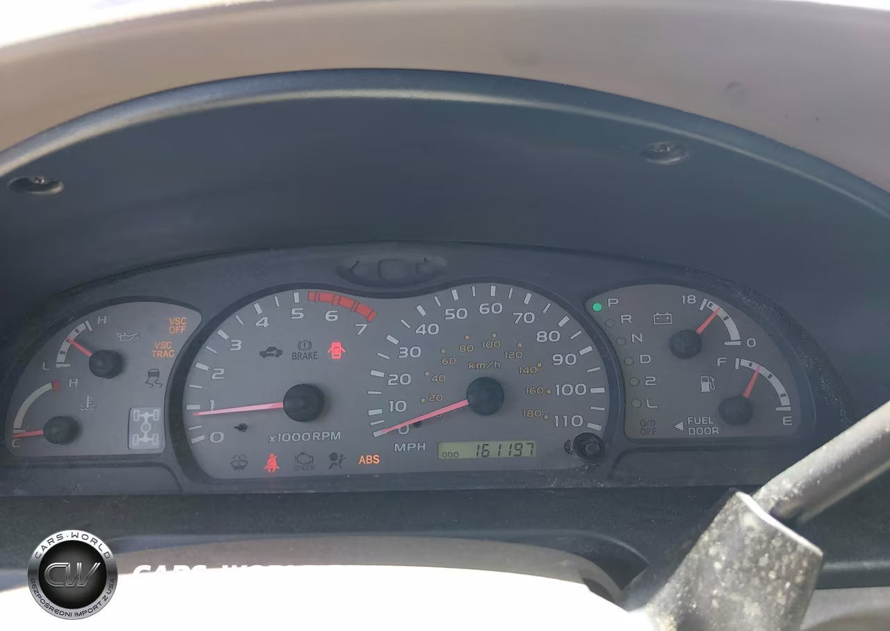 2001 Toyota Sequoia Limited V8 VIN:5TDBT48A51S044403 - 7