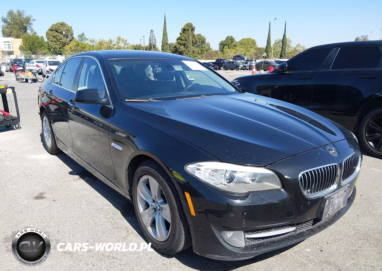 2011 BMW 528I – zdjęcie 1 z 11