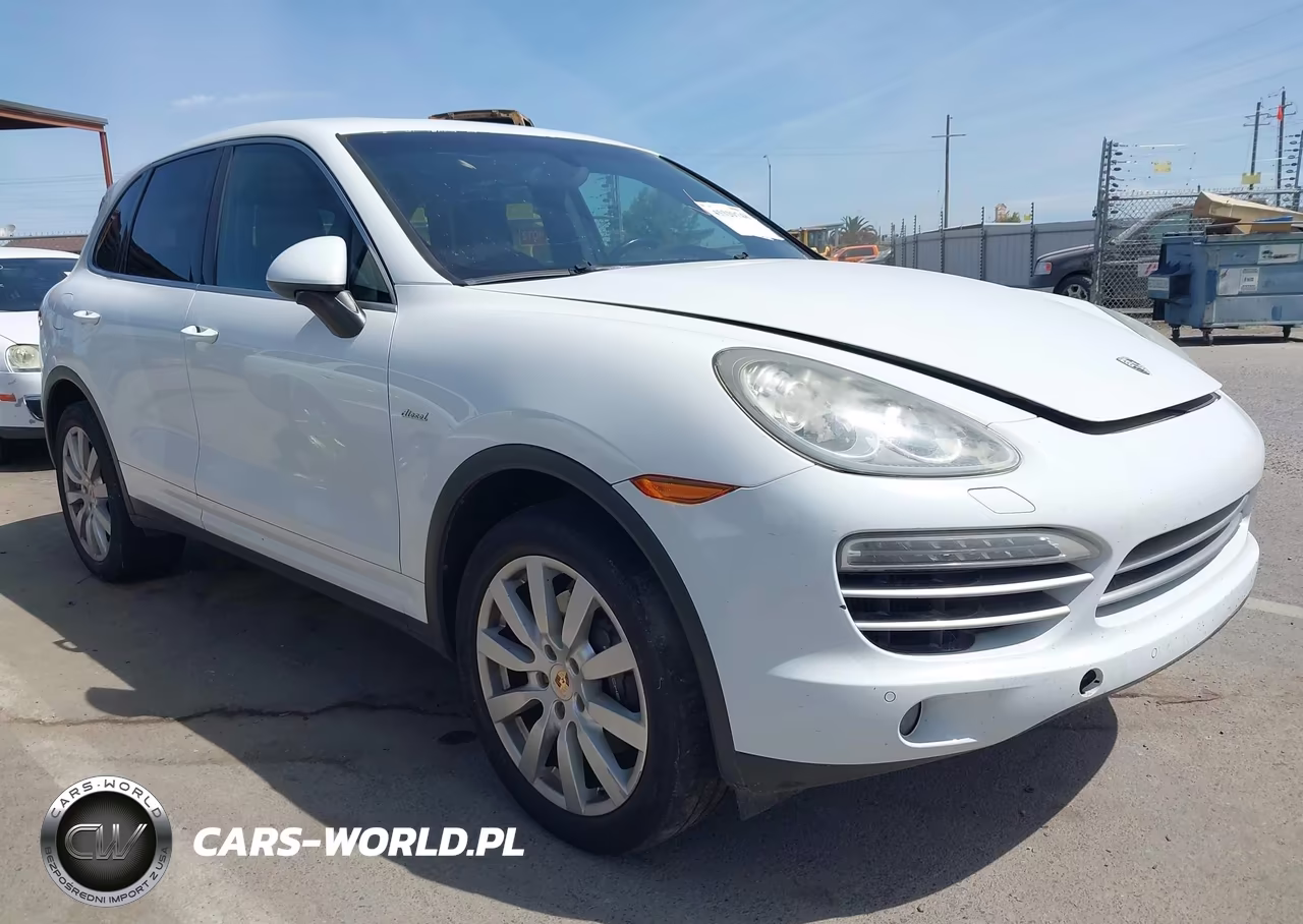 2014 Porsche Cayenne Diesel-Diesel Platinum Edition