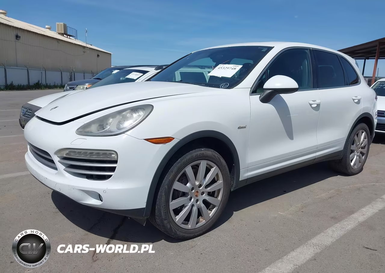 2014 Porsche Cayenne Diesel-Diesel Platinum Edition VIN:WP1AF2A21ELA42213 - 2