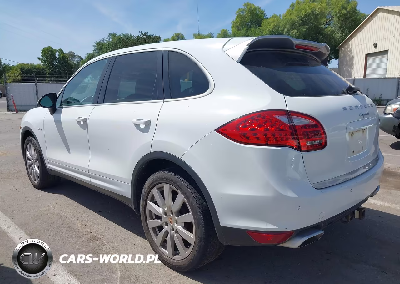 2014 Porsche Cayenne Diesel-Diesel Platinum Edition VIN:WP1AF2A21ELA42213 - 3