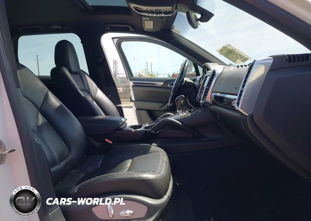 2014 Porsche Cayenne Diesel-Diesel Platinum Edition VIN:WP1AF2A21ELA42213 - 5