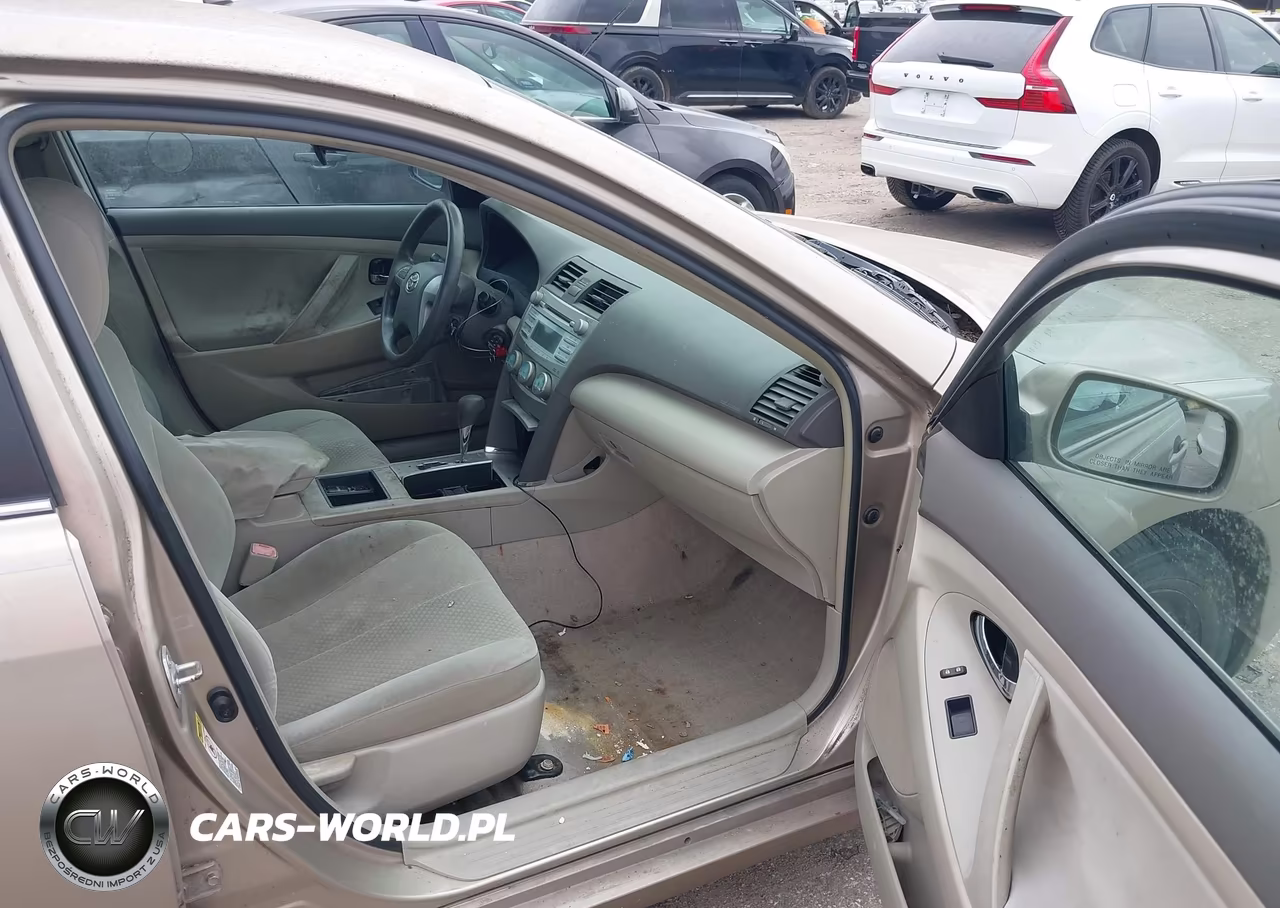 2009 Toyota Camry Le VIN:4T1BE46K09U286430 - 5