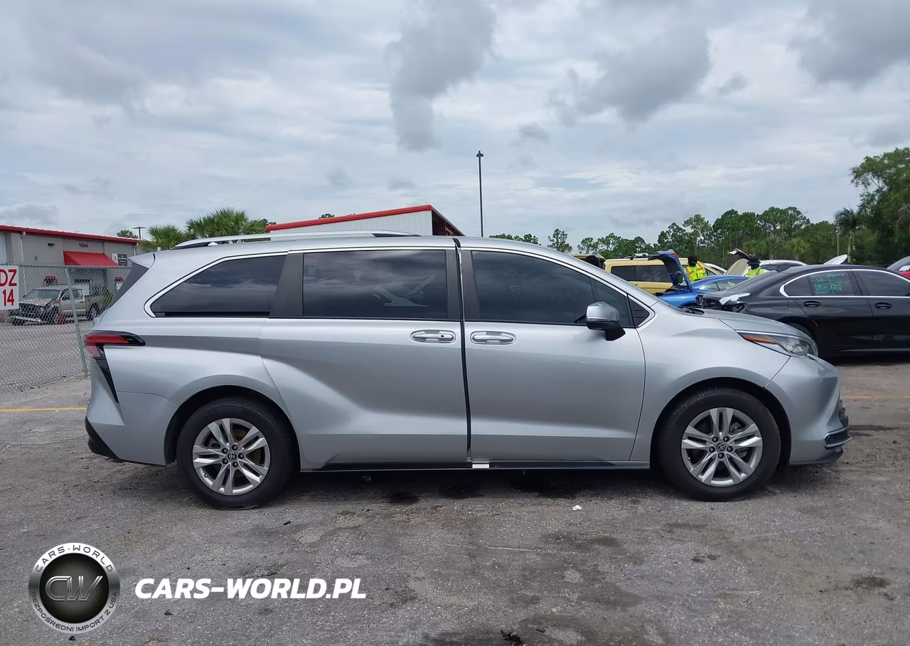 2022 Toyota Sienna Limited VIN:5TDZRKEC3NS075758 - 12
