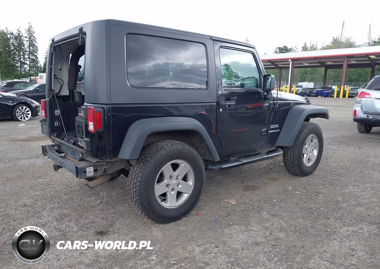 2010 Jeep Wrangler Sport VIN:1J4GA2D16AL204581 - 4