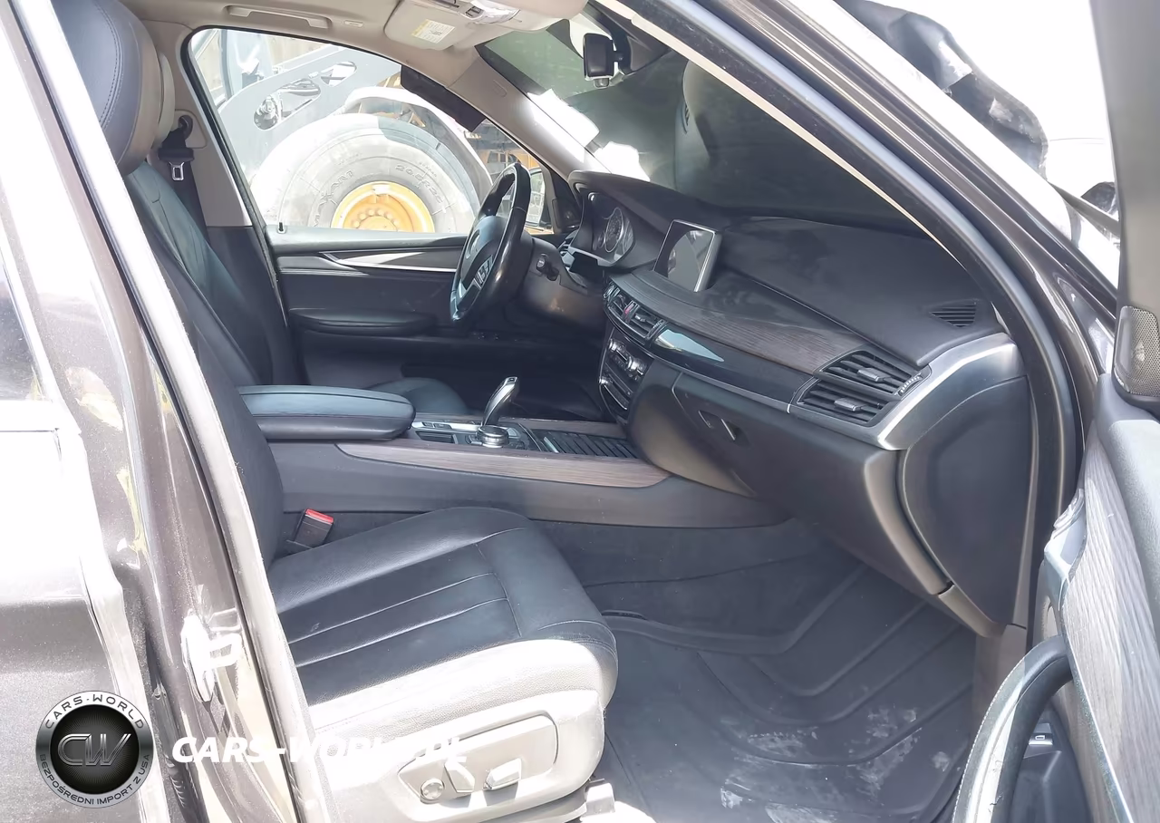 2015 BMW X5 xDrive35I VIN:5UXKR0C56F0P09870 - 5