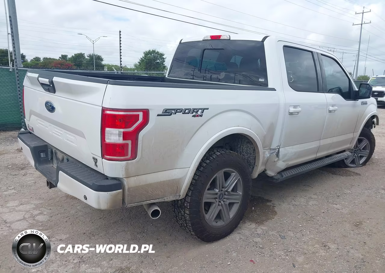 2018 Ford F-150 Xlt VIN:1FTEW1E5XJFD03333 - 4