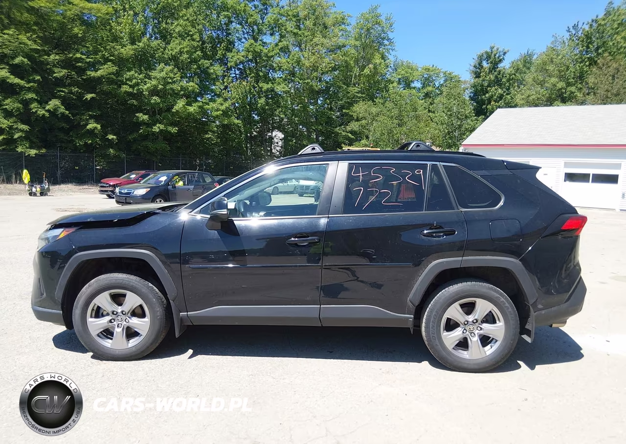2023 Toyota Rav4 Xle VIN:2T3P1RFV9PC336398 - 13