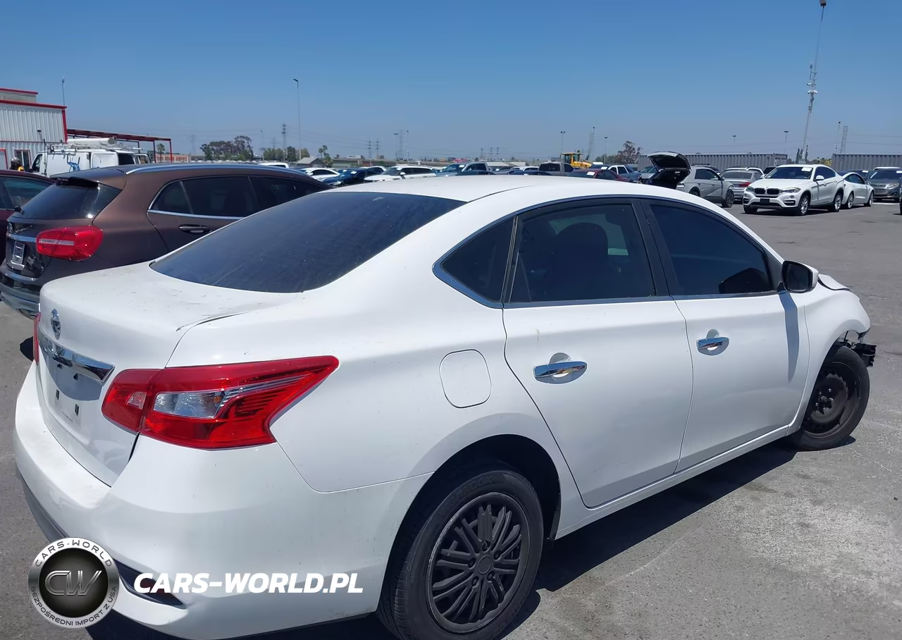 2016 Nissan Sentra S VIN:3N1AB7AP6GY251837 - 17