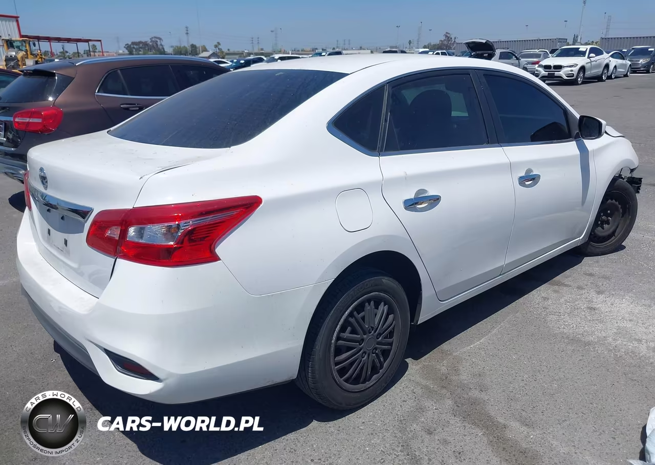 2016 Nissan Sentra S VIN:3N1AB7AP6GY251837 - 4