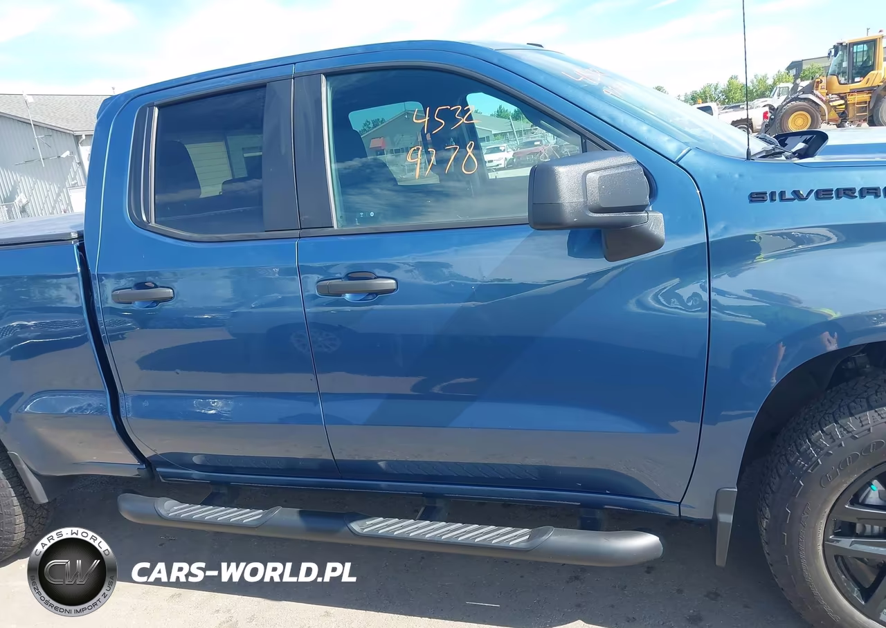 2024 Chevrolet Silverado 1500 4Wd Standard Bed Custom VIN:1GCRDBEK6RZ149510 - 13
