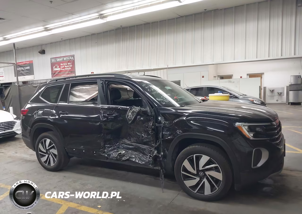 2024 Volkswagen Atlas 2.0T Se W-Technology VIN:1V2HR2CA4RC575799 - 14