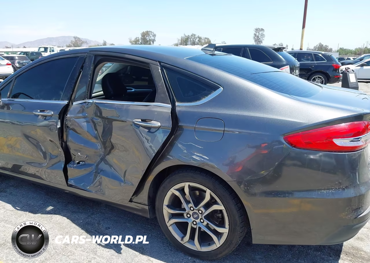 2020 Ford Fusion Sel VIN:3FA6P0CD9LR138750 - 17