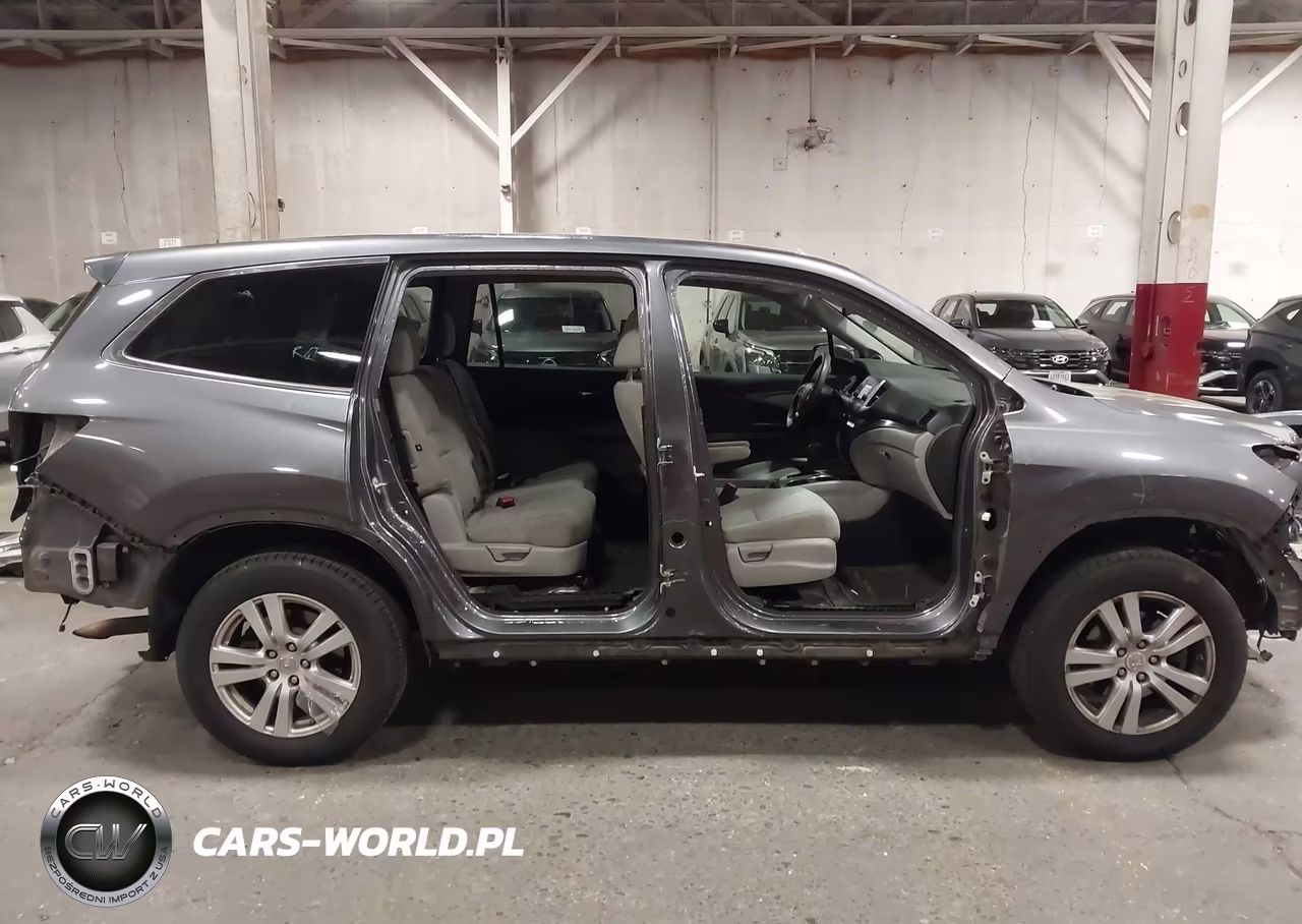 2017 Honda Pilot Lx VIN:5FNYF5H11HB007922 - 6