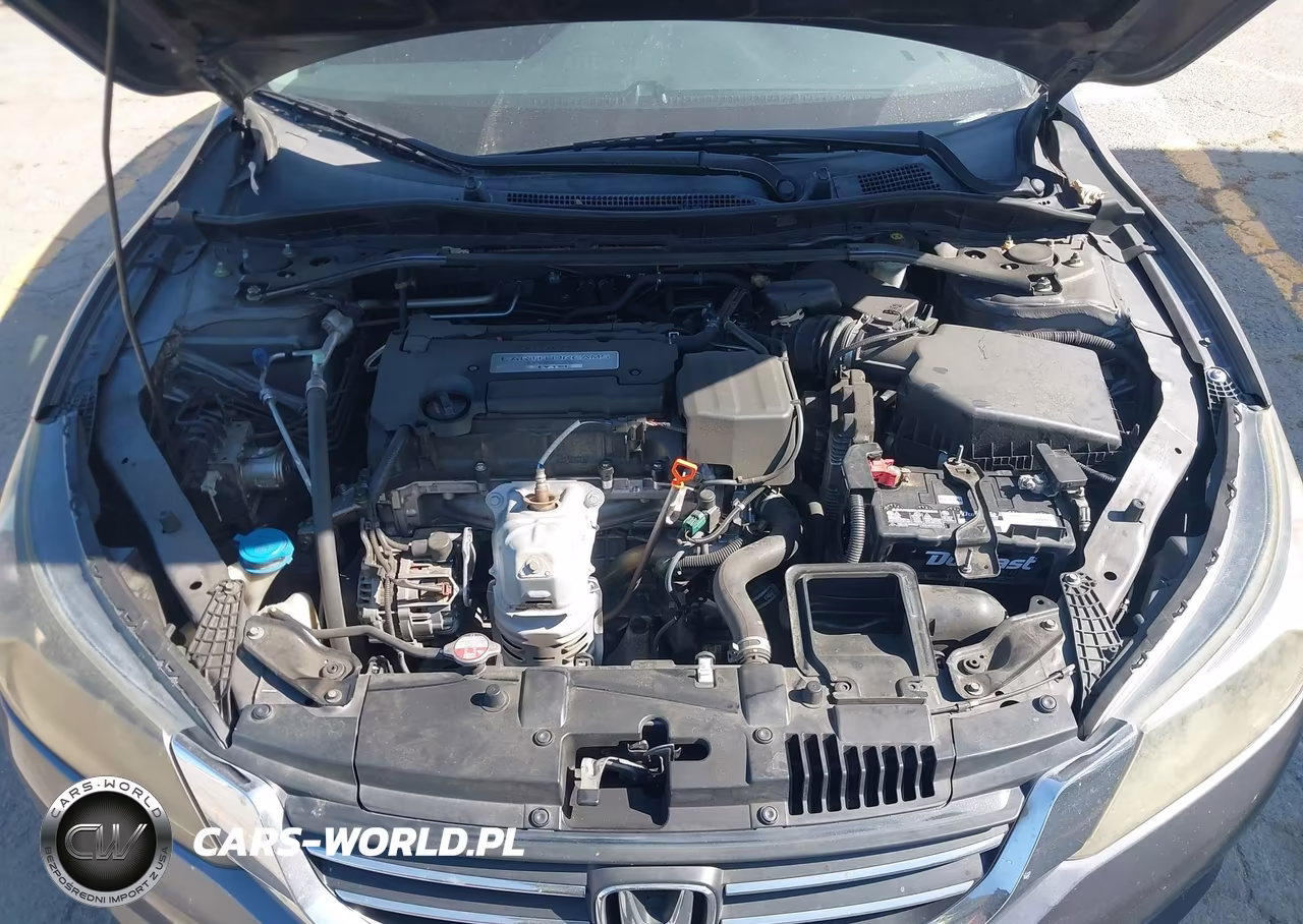 2015 Honda Accord Sport VIN:1HGCR2F55FA100584 - 10