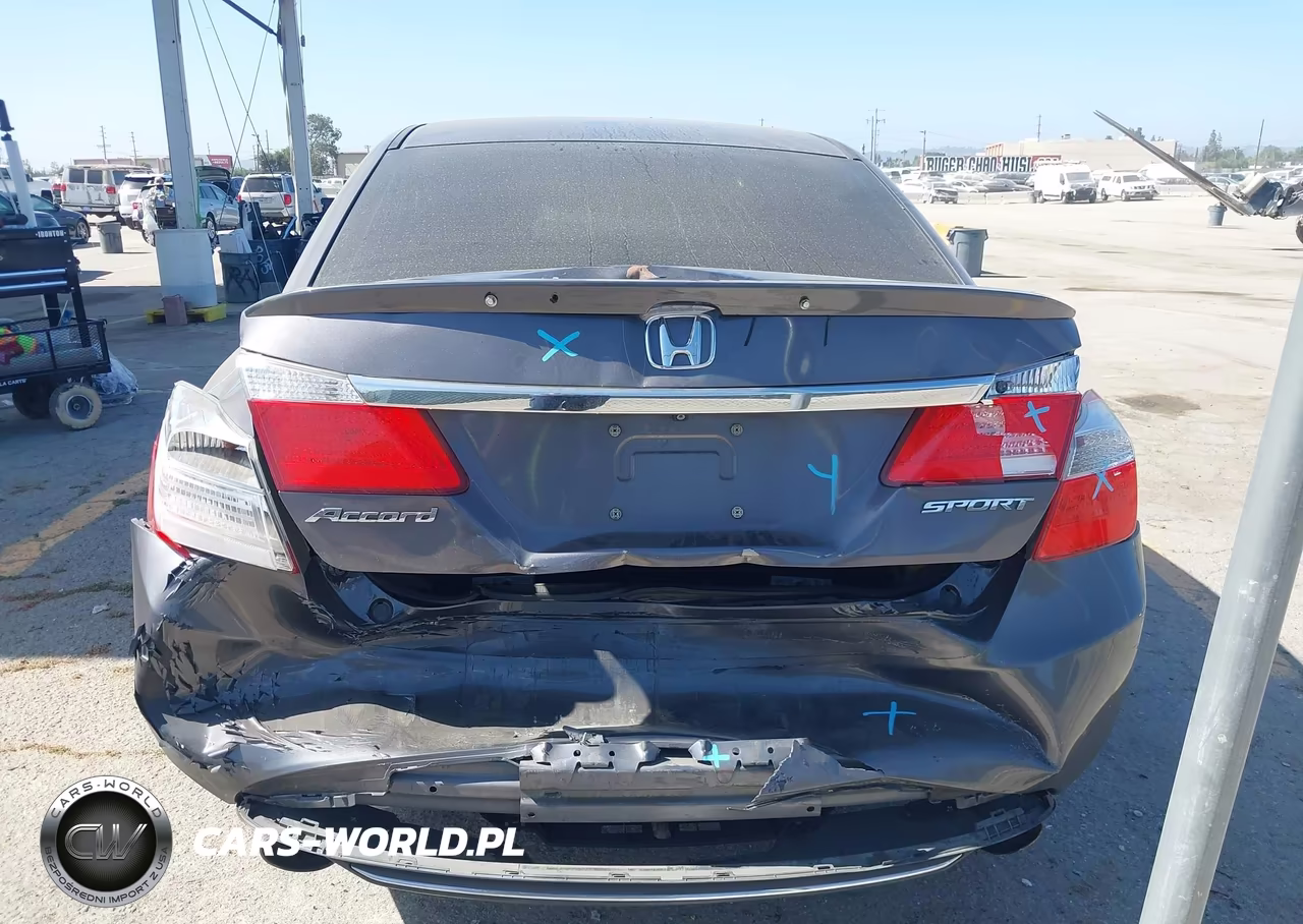 2015 Honda Accord Sport VIN:1HGCR2F55FA100584 - 16