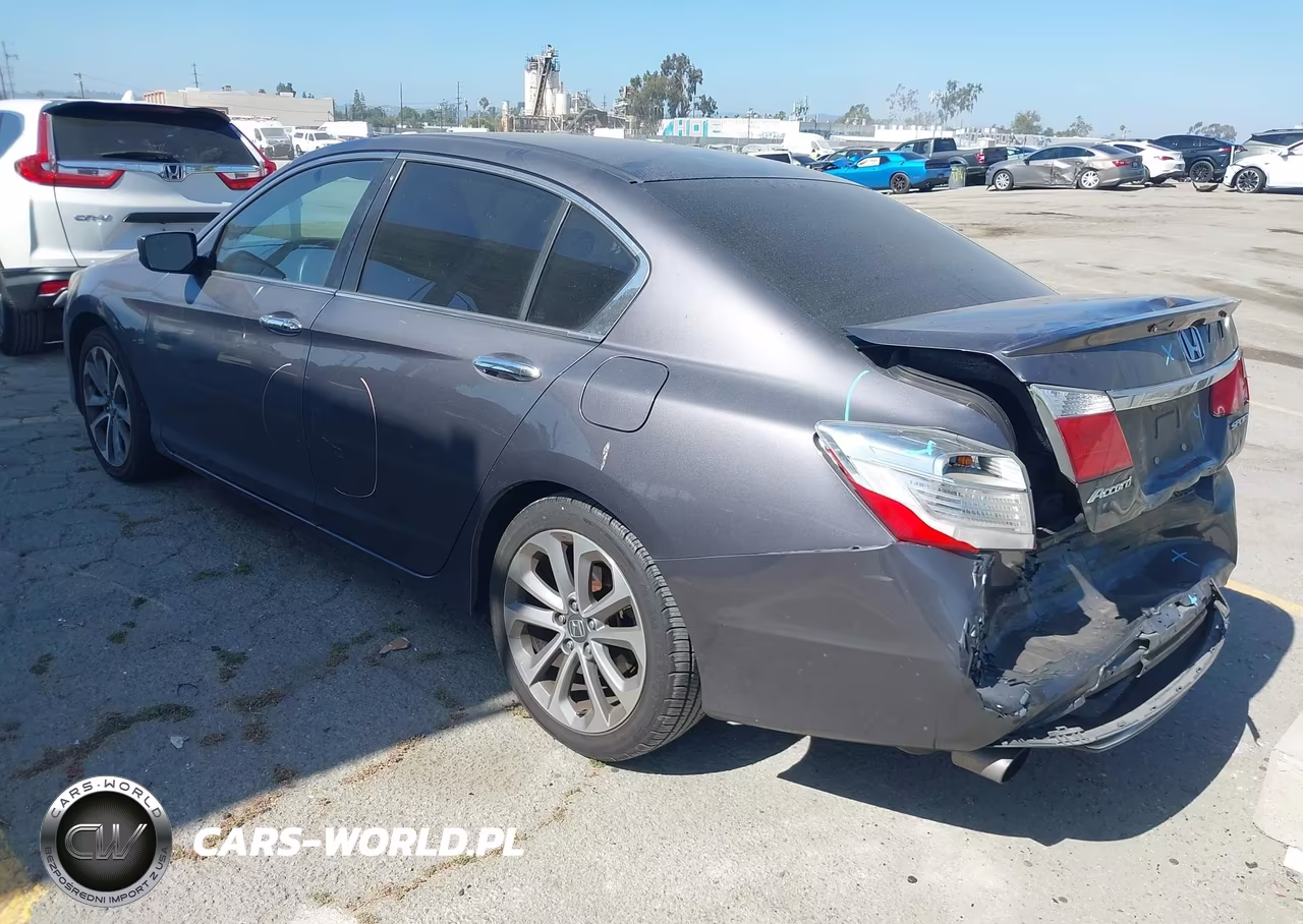 2015 Honda Accord Sport VIN:1HGCR2F55FA100584 - 3