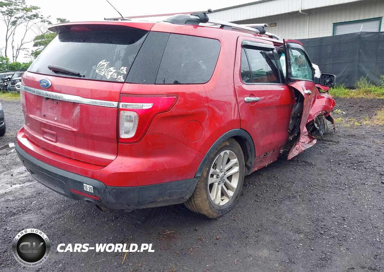 2011 Ford Explorer Xlt VIN:1FMHK7D88BGA35994 - 4