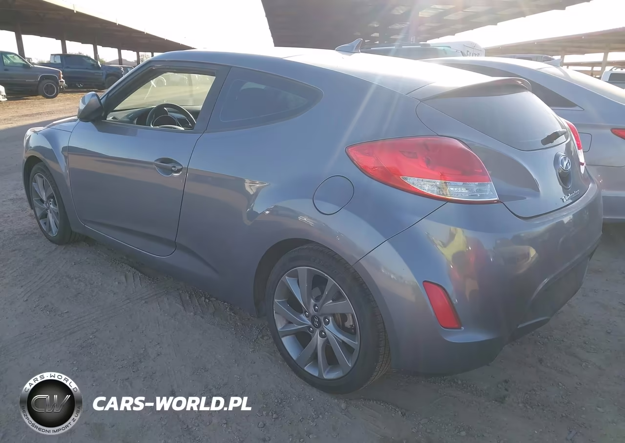 2016 Hyundai Veloster VIN:KMHTC6AD4GU291464 - 3