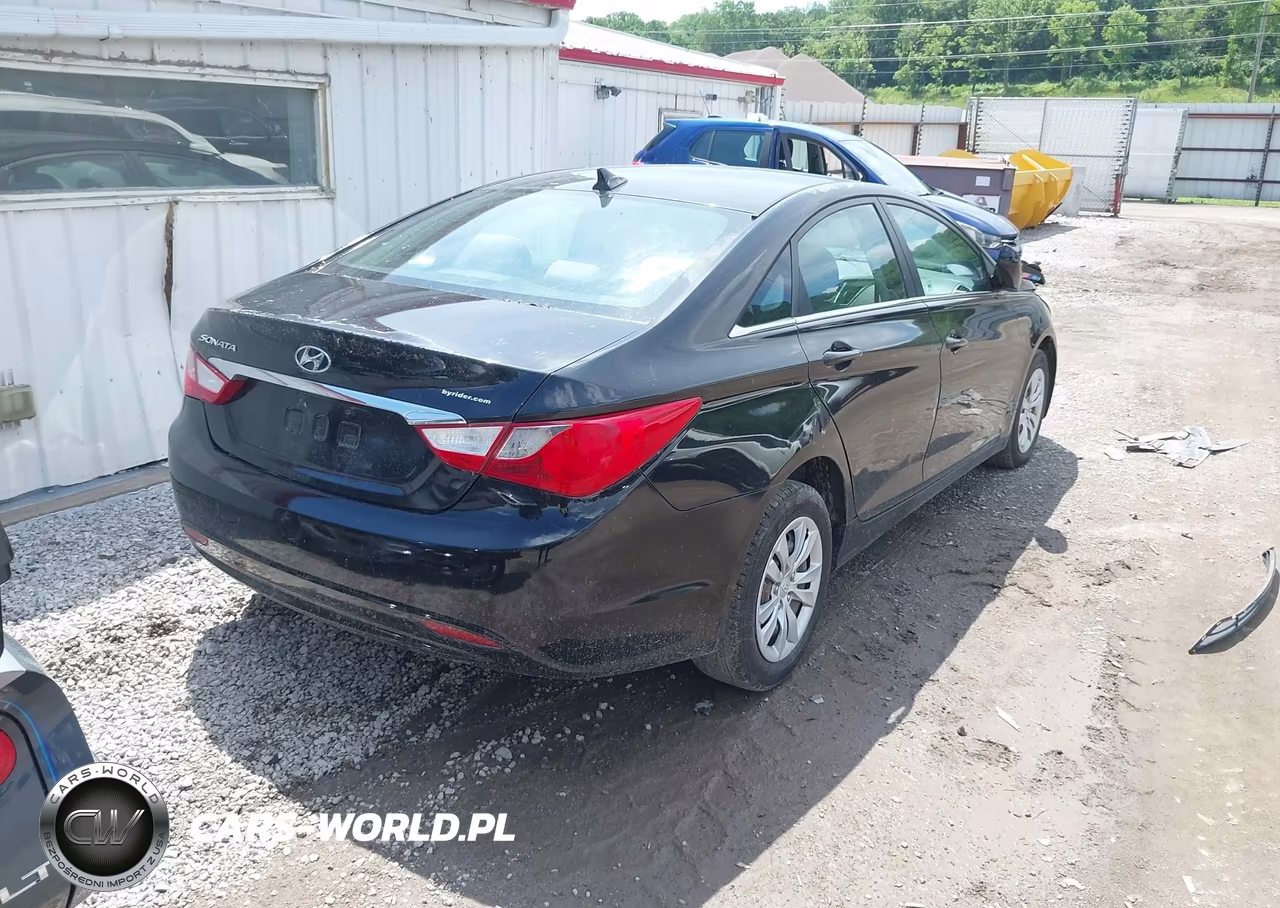 2011 Hyundai Sonata Gls VIN:5NPEB4AC8BH084235 - 4