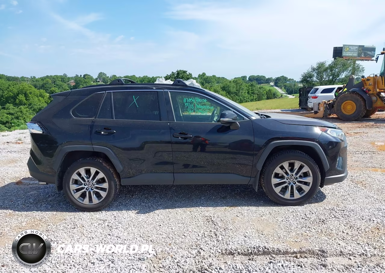 2019 Toyota Rav4 Xle Premium VIN:JTMA1RFV8KD041206 - 13