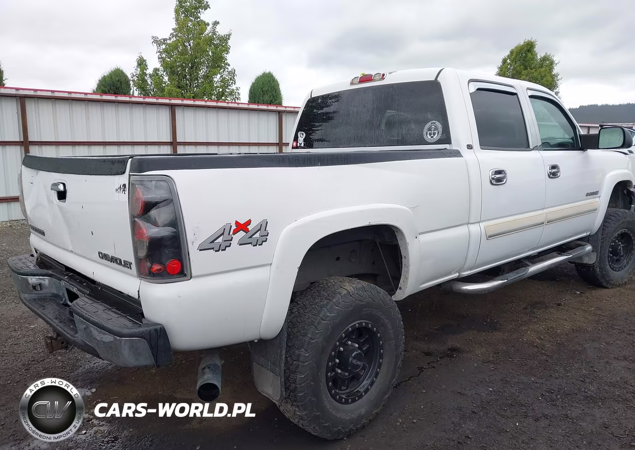 2005 Chevrolet Silverado 2500Hd Ls-Lt-Work Truck VIN:1GCHK23U75F932773 - 4