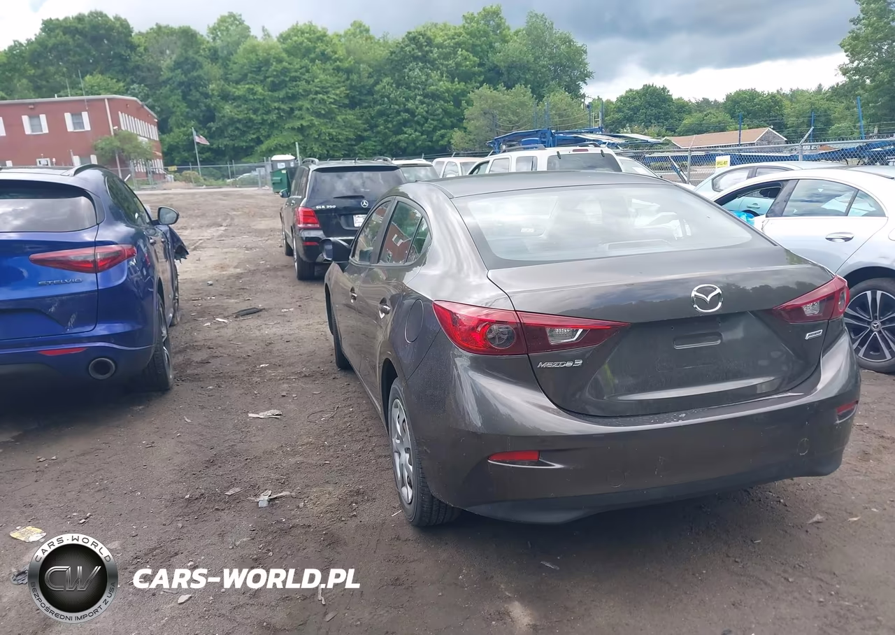 2014 Mazda Mazda3 I Sport VIN:JM1BM1U78E1144861 - 3