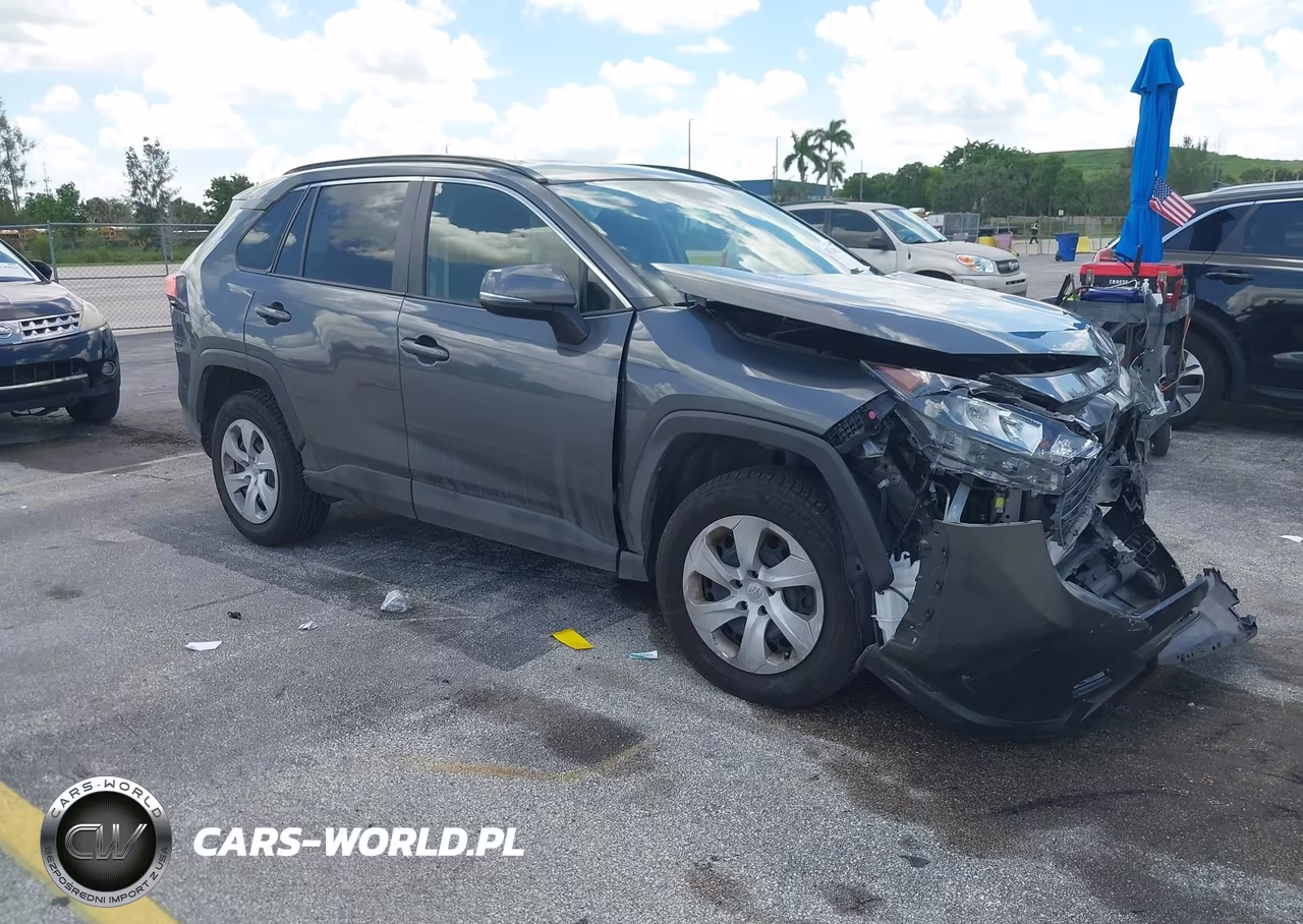 2021 Toyota Rav4 Le – zdjęcie 1 z 17