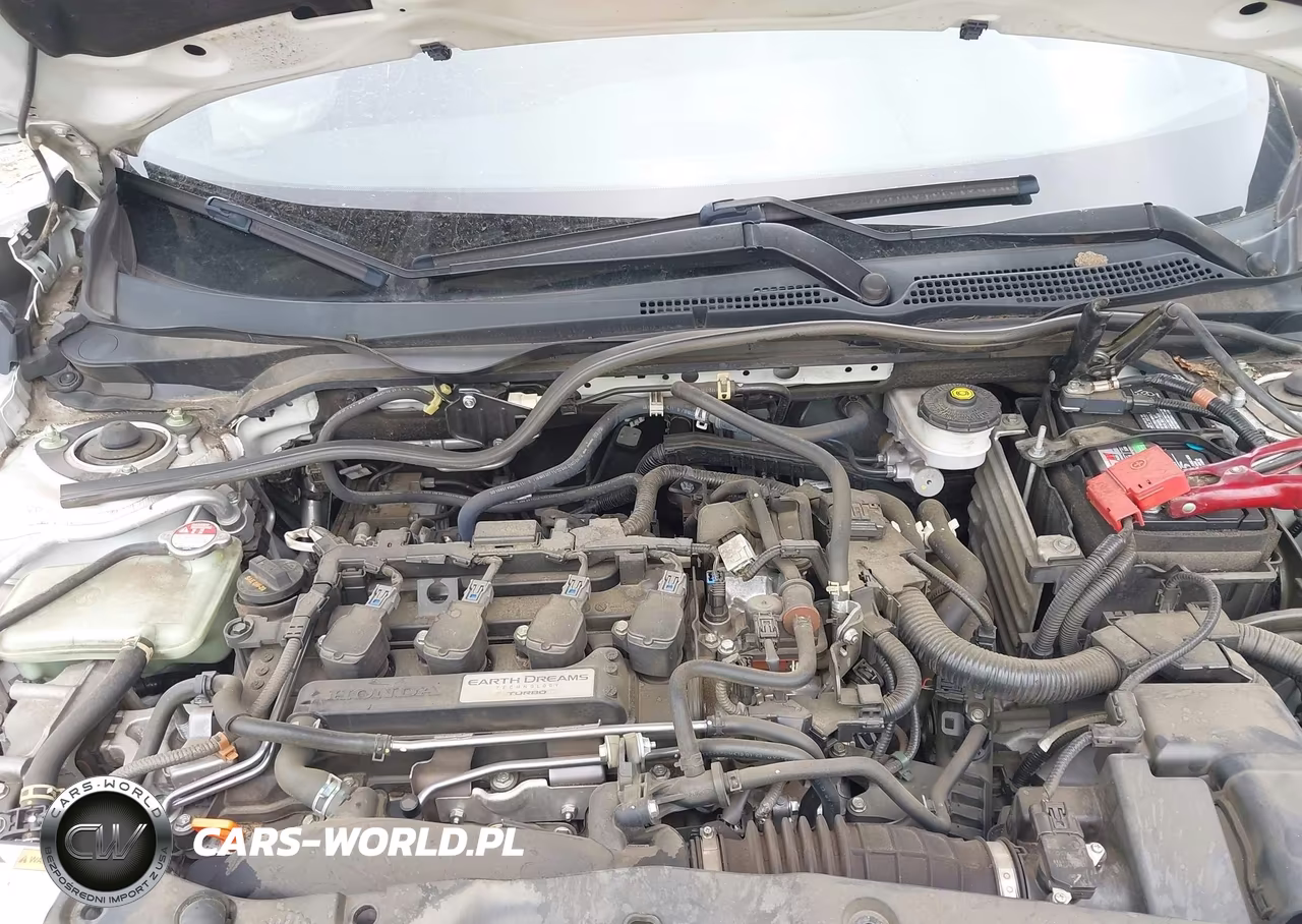 2019 Honda Civic Sport Touring VIN:SHHFK7H93KU224298 - 10
