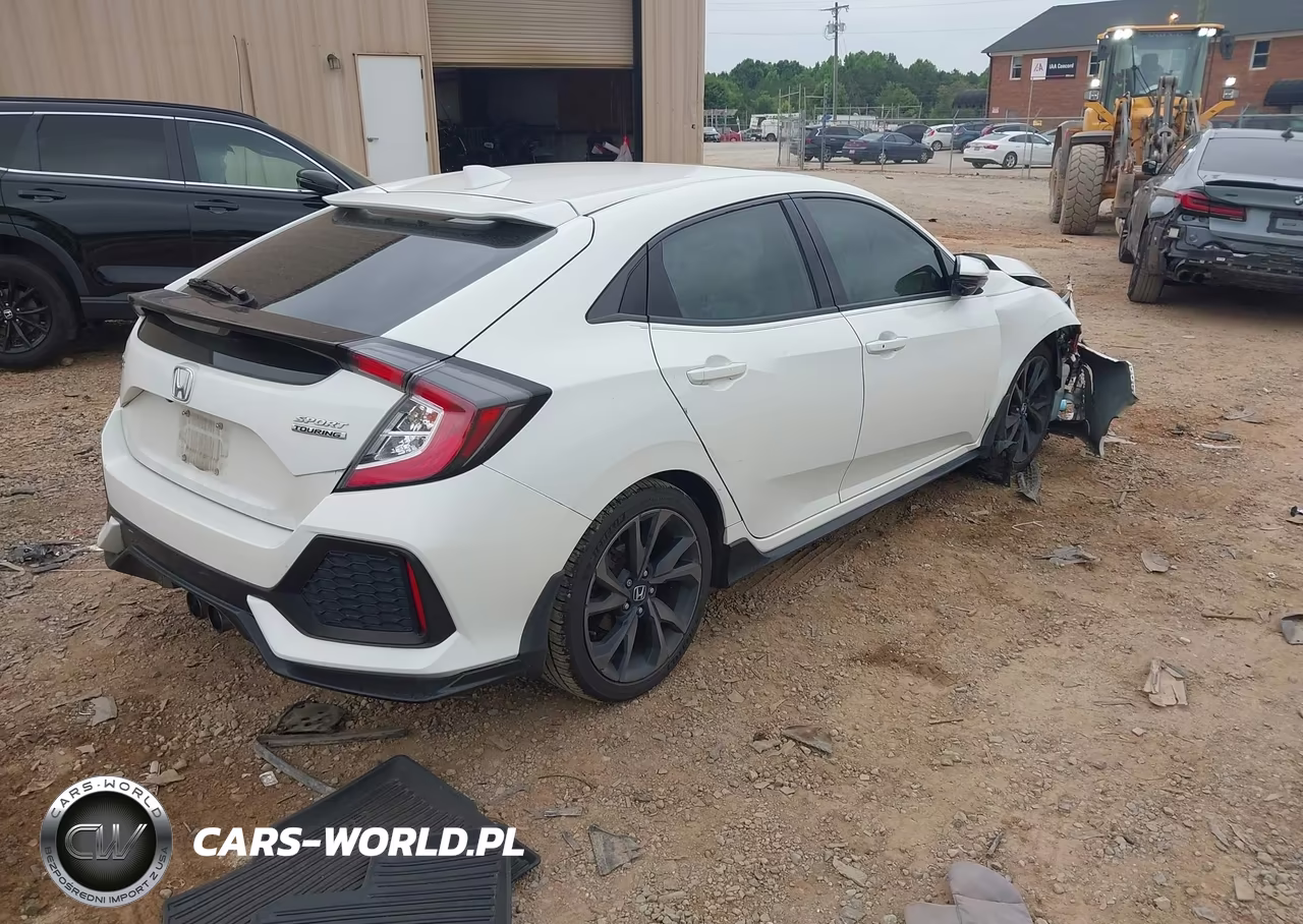 2019 Honda Civic Sport Touring VIN:SHHFK7H93KU224298 - 4