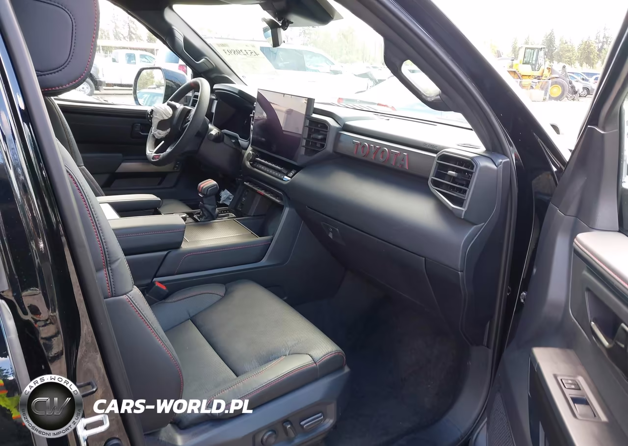 2025 Toyota Sequoia Trd Pro VIN:7SVAAABA3SX070282 - 17