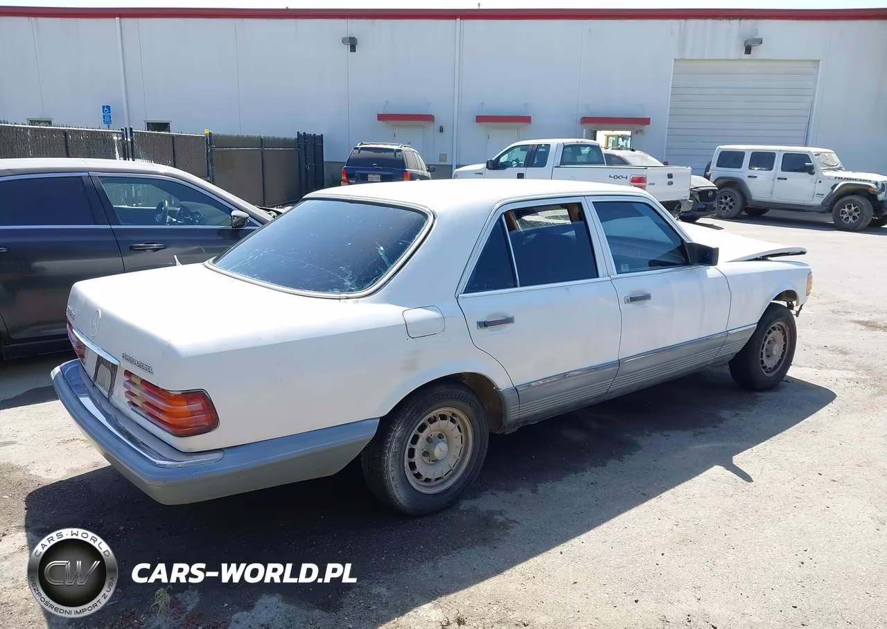 1982 Mercedes-Benz 300 Sd VIN:WDBCB20A7CB024699 - 4
