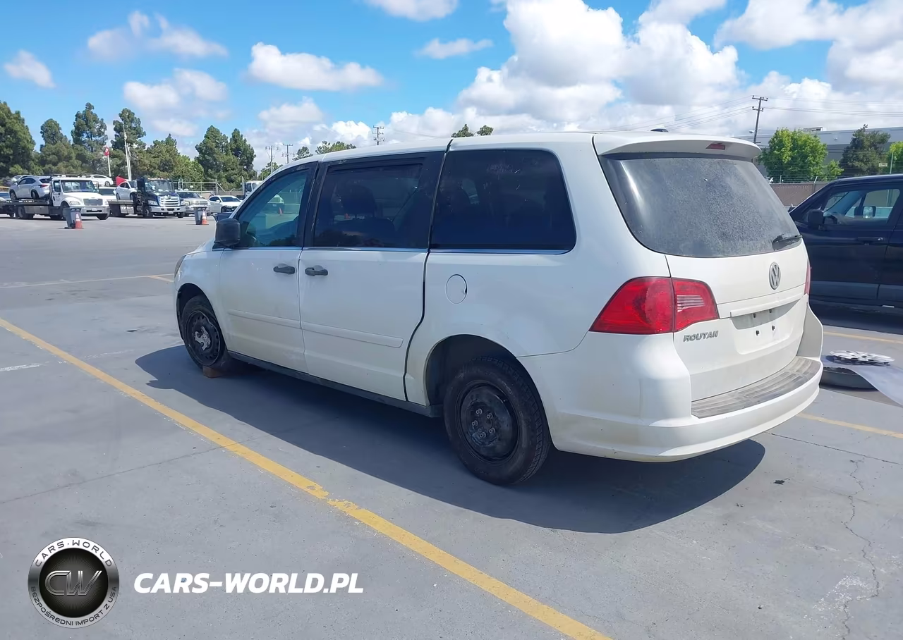 2009 Volkswagen Routan S VIN:2V8HW44189R598356 - 3