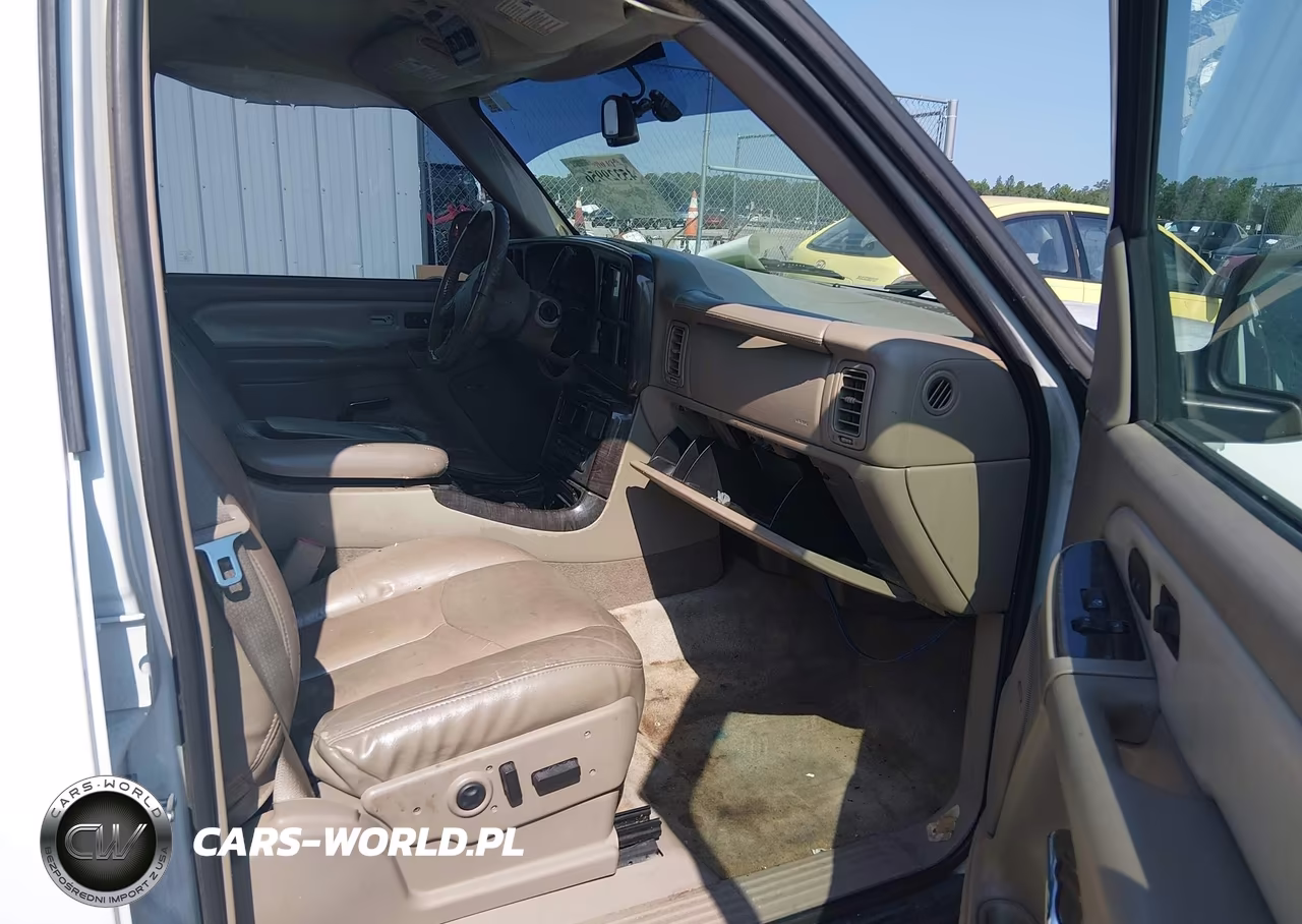 2005 GMC Yukon Denali VIN:1GKEK63U85J241070 - 5