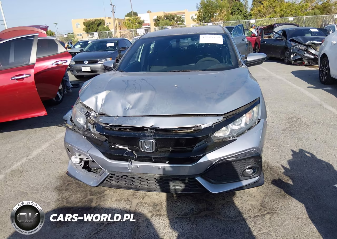 2018 Honda Civic Sport VIN:SHHFK7G47JU213857 - 12