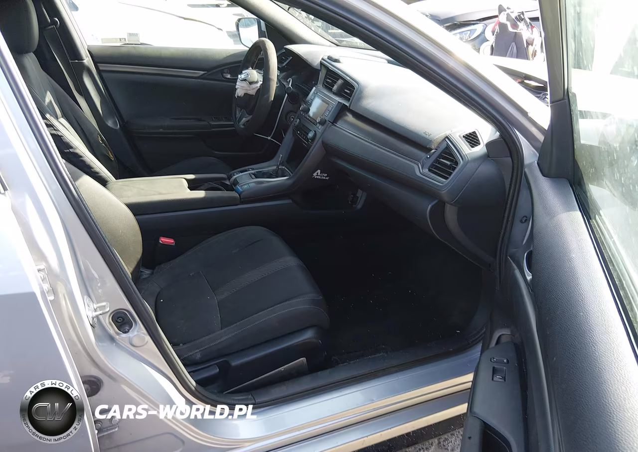 2018 Honda Civic Sport VIN:SHHFK7G47JU213857 - 5